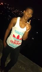 en my bida solo ahy dos cosas importantes las kuales son  yho y mii bolsillo