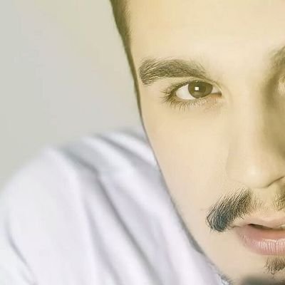 Como você mesmo diz naquela canção, eu vou estar te esperando, sempre. (@luansantana)
