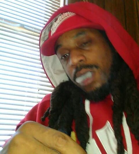 Basketball, MMA and pro-wrestling fanatic. Stay up with cannabis. Respect da culture that is hip-hop. #Thoro