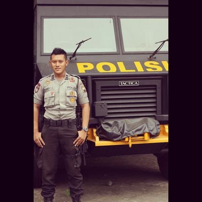 *boleh masuk tapi jangan keluar*