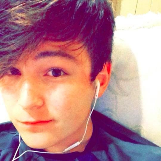 BrAdHoLlAnD's profile picture. Soccer