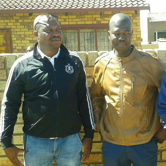 zwide_sisco's profile picture. I'm a Son,Brother,Father of two daughters,Lover of my love & a Peace officer.