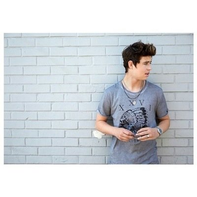 Follow me please in my other account @Calumllh