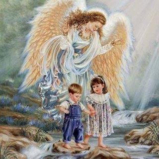 i love tyga ,drake ,alica keys and most importantly GOD