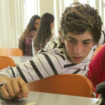 Arie_Mendezz's profile picture. Amo la música y no imagino un mundo sin ella.
Estudiante en artes escénicas argos CasAzul