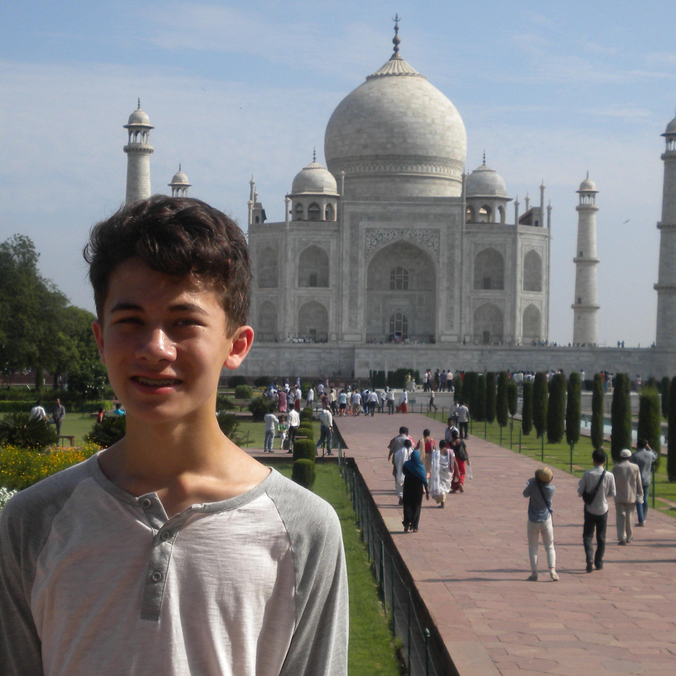 beastkins's profile picture. 这是我的中文账户，如果你想follow我的话，你最好上我主要的账户在 @chebastianong