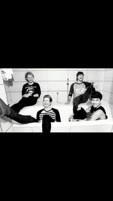 fangirlprobs9's profile picture. we are two dysfunctional teens, who love making your day better