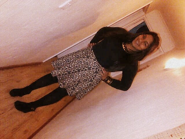 I'm just a girl and I'm on fire. No seriously. Send help. Holy shit I'm hot. Or not. Idek. Bye. [5H! Beau/5 ! oh and Zayn followed me like ... Never.. Sigh]