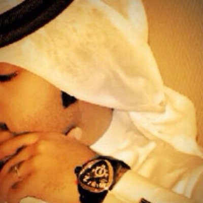 لَيِسِـ کْلَ مًآ أکْتٌـبًهّـ آعٌيِشُـهّـ هّـيِ مًجّـردٍ کْلَمًآتٌـ رآقُتٌـ لَيِ آلَخِـآصّـ مًهّـمًلَ آحًتٌـرآمًآ لَمًنِ أحًبً