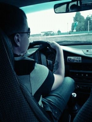 Kof0995's profile picture. Гни свою линию пока сам не загнулся.