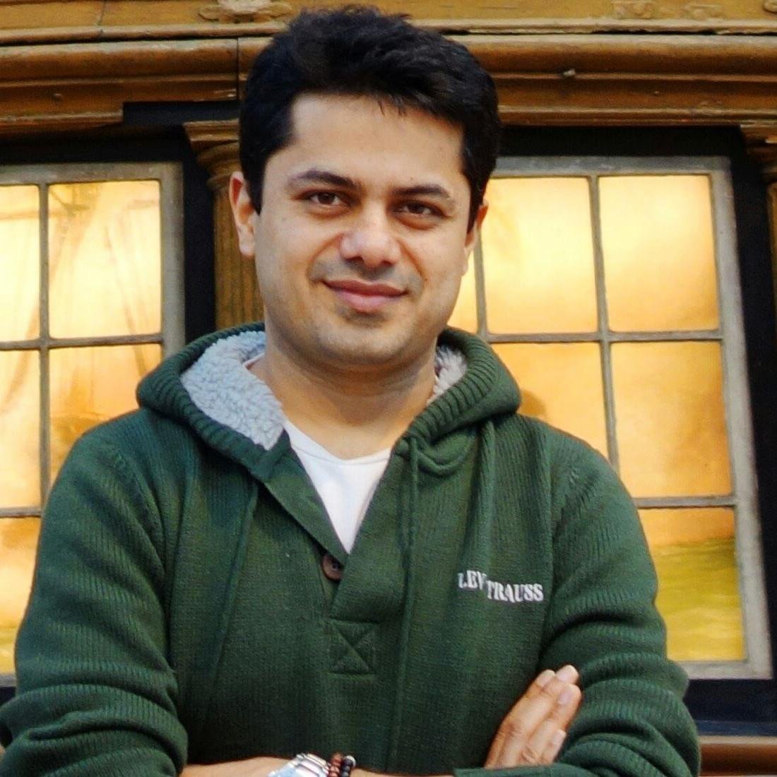Proud Indian living in Wonderful Germany - literally best of both worlds;  Salesforce is my Mojo
