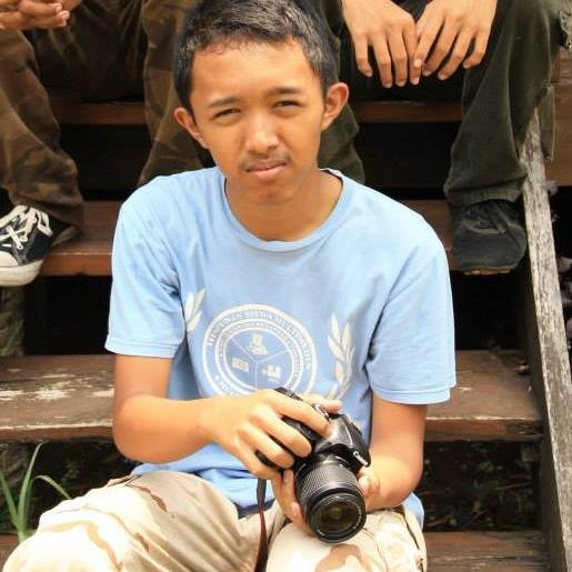 Bentar Lizardo | 30 desember 1996 |smktignc | multimedia | XII MULTIMEDIA 4 |