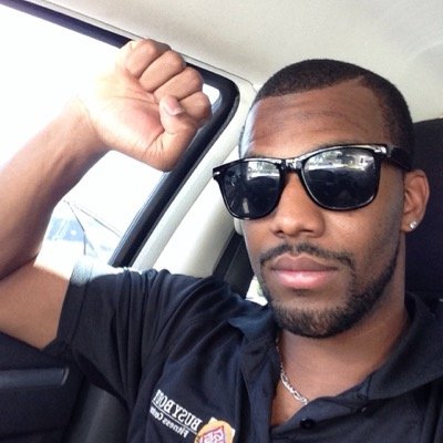 Professional Recruiter.. Talk show Host.. Livin' The Dream.. Personal Trainer..Blessed http://t.co/arZqRseZGc ..support the movement
