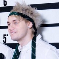 RT LINKS IN BIO PLS (@sophiepenguin37) 's Twitter Profile