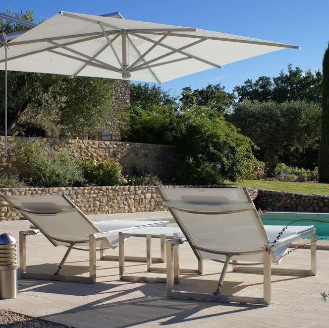 J_B_rijsbergen's profile picture. Bij J&B exclusieve tuinmeubelen vindt u een overvloed aan buitenmeubelen.Kom langs in onze showroom met tweeduizend vierkante meter aan exclusief tuindesign.