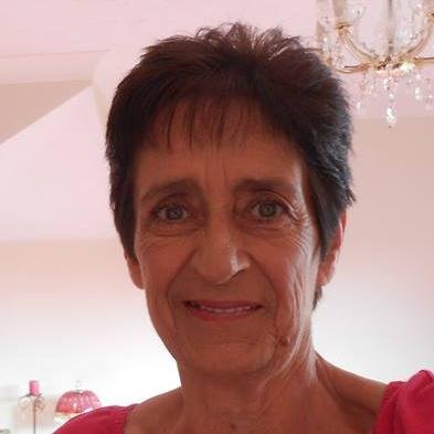 xRedHotLuckx's profile picture. 