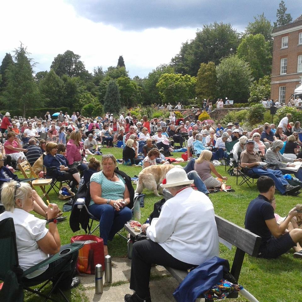 A series of FREE summer concerts on the East Court Terraces organised by East Grinstead Town Council. 7th June, 5th July, 2nd August 2020