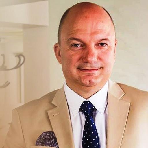 kutlutamayfan's profile picture. Bu sayfa Kutlu Tamay'ı seven ve onun öğretilerine saygı duyan insanların bir araya geldiği Fan dır.