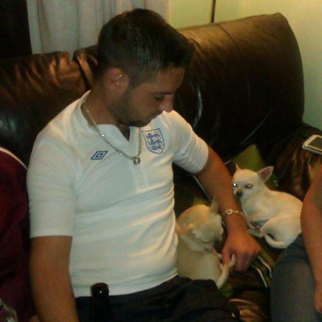 roberttrinder85's profile picture. 