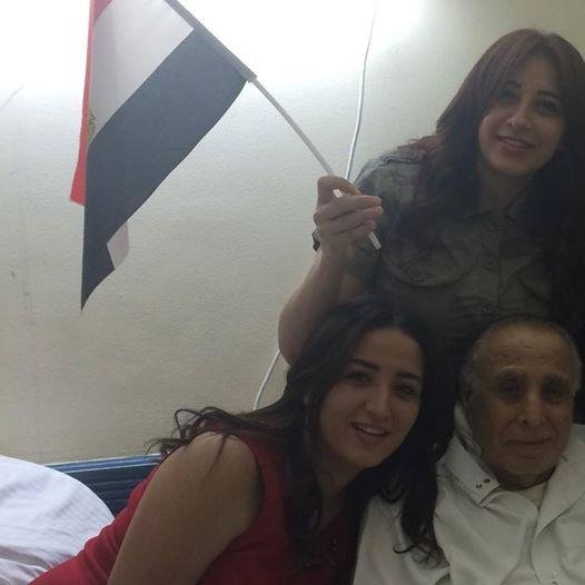 وحده من الناس.. ممكن نختلف في الرأي.. أكيد حنختلف! I despise racists