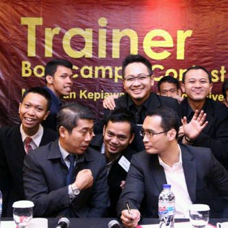 AkademiTrainer's profile picture. #WBT  menjadikan Anda Berani Tampil,Sistematis & Berpengaruh | TFT in-house 0812 1632 0707