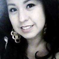 I'm a cat herder disguised as a dog whisperer, I love dogs, gardening, bacon, purses and snark,