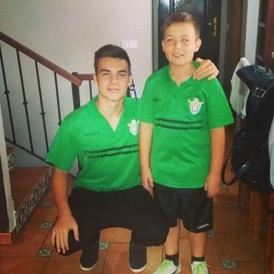 seguirme en mi nuevo tw @manucruz32