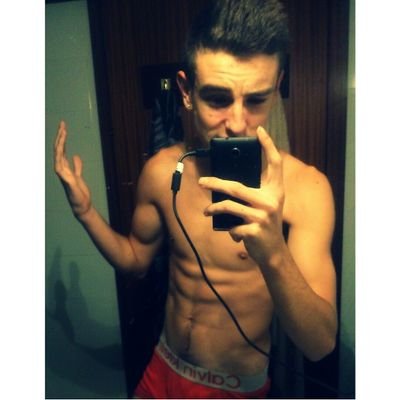 Cuenta Oficial / Official Account ®
 ✭ TWITTER MODELS ✭ Sfs? MD ✉
El orgullo por el cielo, tu ropa por mi suelo ♚