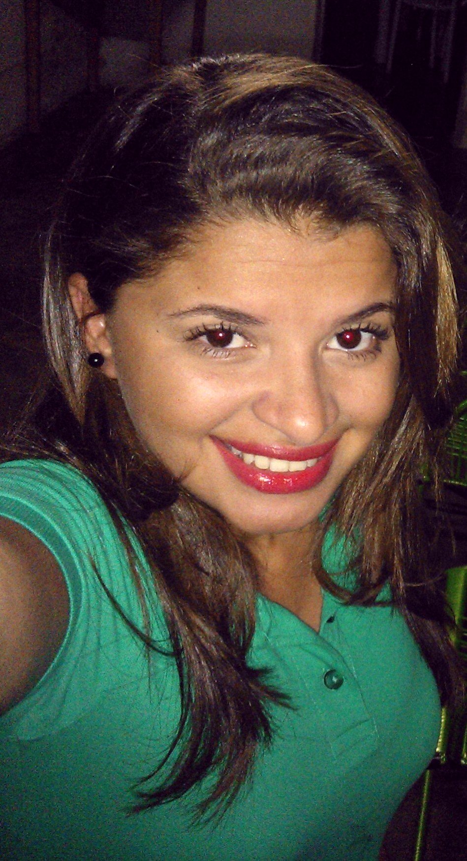 Feliz (: