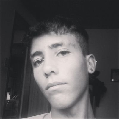 enquanto a cor da pele for mais importante que o brilho dos olhos haverá guerra