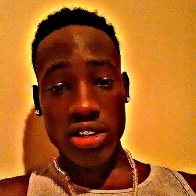 XavierYnw's profile picture. this lilzayakamga
im a young rappin
tryin to make it uk
so yea metal gang association follow me on instargram metal_gang_association