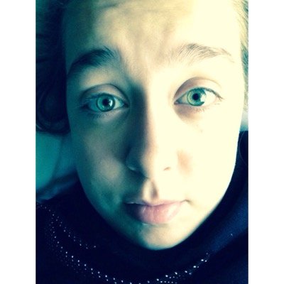 Kelley. 19. STAY WEIRD. ✌️