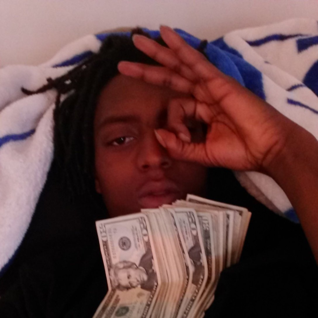 #fuckGucci #FuckDeno #FuckCarton#FuckCaKid What Eva You Think You With....We With It  ..If You Out Here You Gone Catch Me Outhere