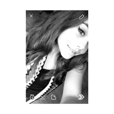• Go follow Insta : @_jvsxo 
• Snap me : Joanna_loveyou  
• Sint Lucas 
• PSV bestee 
• Goodbyee