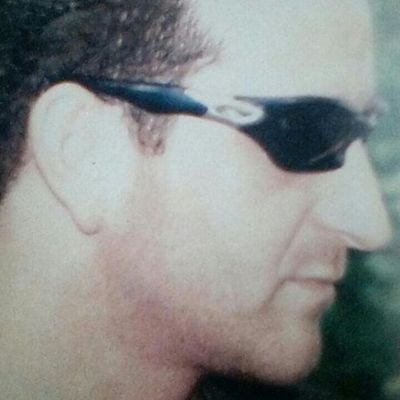 41jähriger.  fescher bauleiter sucht neue followers und freunde.41years nice guy ..construction self made man leader look it for new followers and friends!