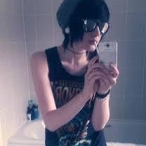 Hi I'm Jayson ^-^ -- | Cuddles | Kisses | Sex | Smoking | AHS | I'm a Vampire o,..,o | Stay creepy c;