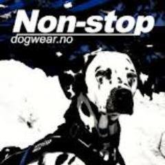Distribuidores de accesorios para perros de la marca Non-stopdogwear. #Canicross,#mushing, #agility, #collares, #correas, #abrigos,#arneses, etc...