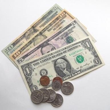お金の設計図の書き換え　認識⇒理解⇒削除⇒再プログラミング

ハーブエッカー著　ミリオネアマインド　より