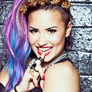 - . - ; Secret account. I cant fight my demons. I LOVE ANGELINA JOLIE AND DEMI LOVATO. I want to make people happy. I want recovery, But i cant recover.