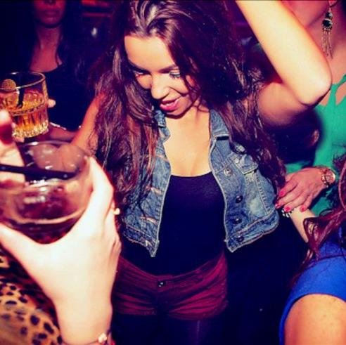 La mejor y única fiesta en #Alcorcon AQUÍ mira tus fotos en el enlace y si estáis de cumple tienes muchos regalos inf. 632848804 @ondiscoteca