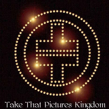 I'm #takethat fan. My fav is #garybarlow, I made this account to share my fav pics and edits I made. I'm sharing you the wallpapers I made.