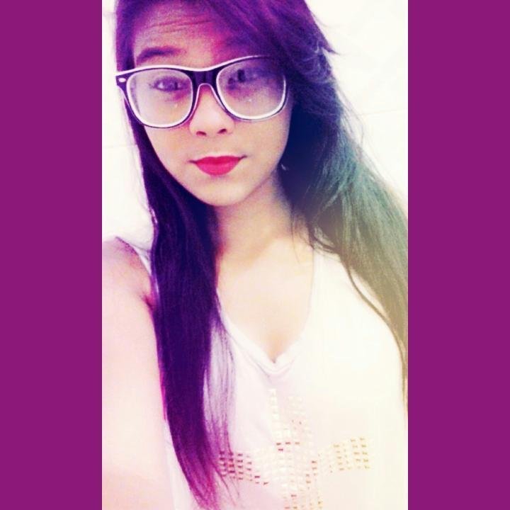 Quem tem fé na vida consegue tudo. ♥
- Segue , Sigo De Volta ..