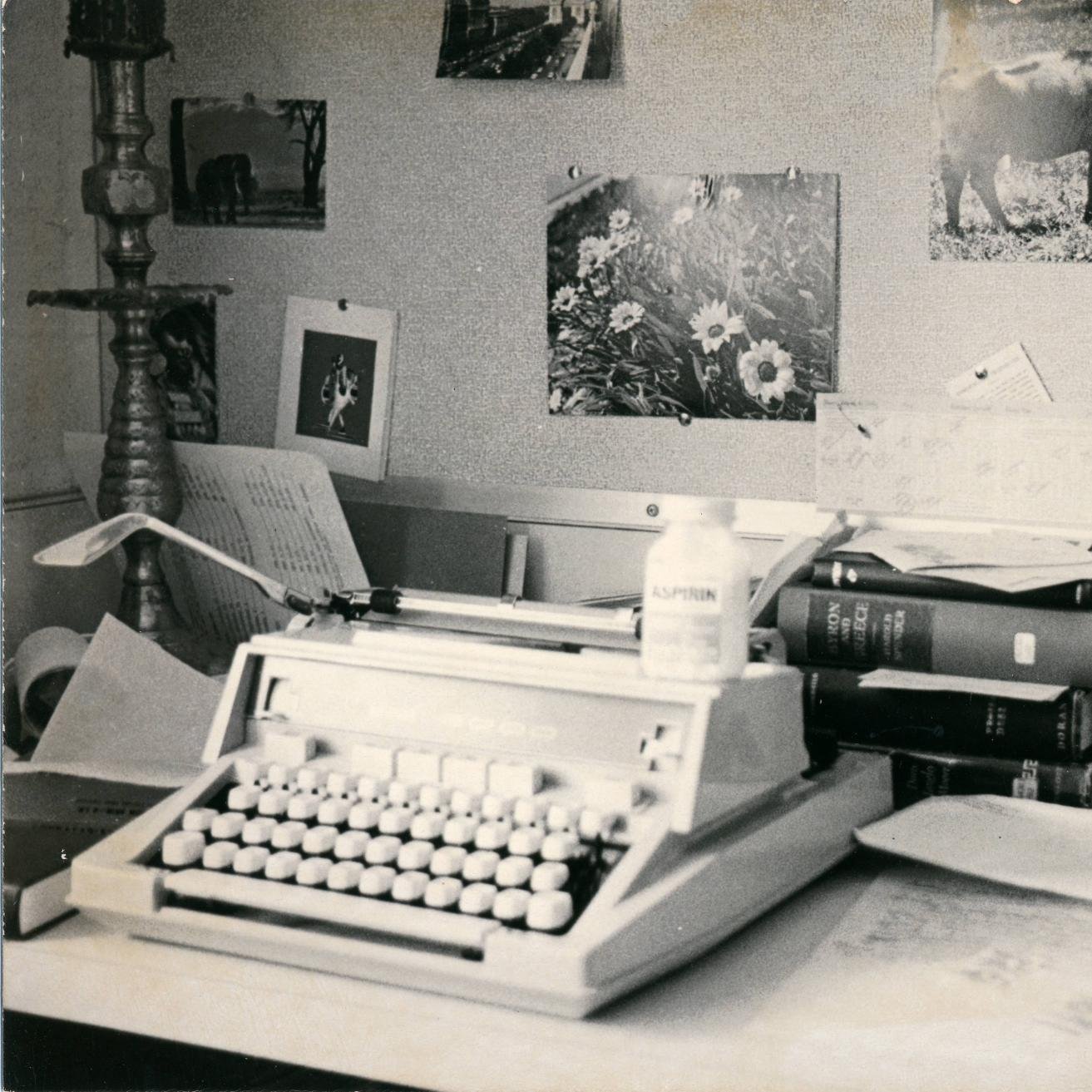 Pitzer #WritingCenter offers free one-to-one consultations with peer Fellows trained to assist writers on projects across the disciplines.