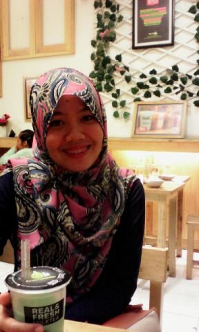 F.Y  3 | 23 yo | Apoteker :)