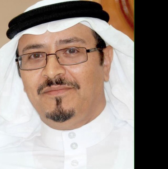 دبلوم عالي من الولايات المتحدة الاامريكيه أريزونا في التقنية الفنية وهندسة تكيفت  ومستشار فني ، سابق في شركة أرامكو السعودية. متقاعد من العمل .