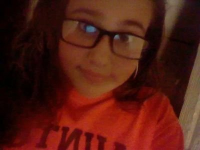 to fly to keep track inbox me anytime I'm 13 lol and yes add me on Facebook at Hailey dabomb Reynolds  and follow me on here !! and yea