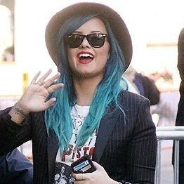lovatic forever *--*