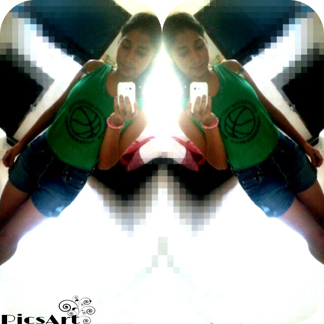 asdfghjklñ El me gusta mucho:3 sigueme y te sigo✌❤