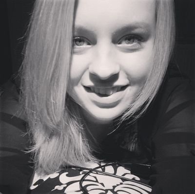 HOM @ De Rooi Pannen | 18 yrs old | loves dancing | B 16 t/m 19 sc mellow | werkende bij restaurant one