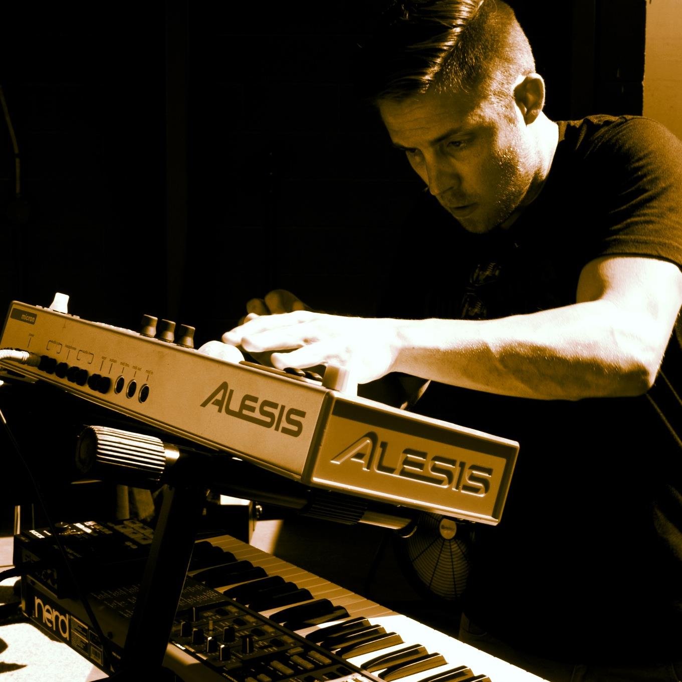 Austin,TX based music professional, producer, instrumentalist, TM.               H-Town sports/Austin FC fan, kicking/punting consultant, sky watcher